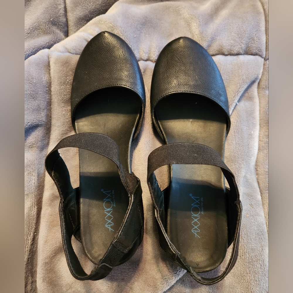 Axxiom shoes